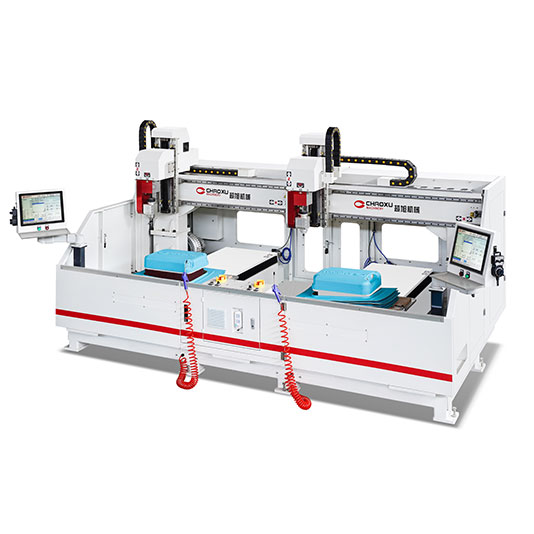 PLASTIC LUGGAGE CNC AUTO CUTTING MACHINE 10 AXIS1