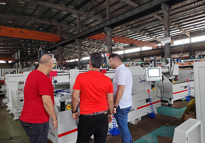 Customers Visit our Machines